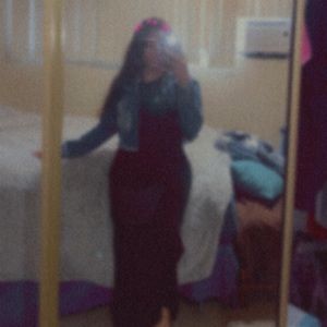 Meet your Posher, Nia